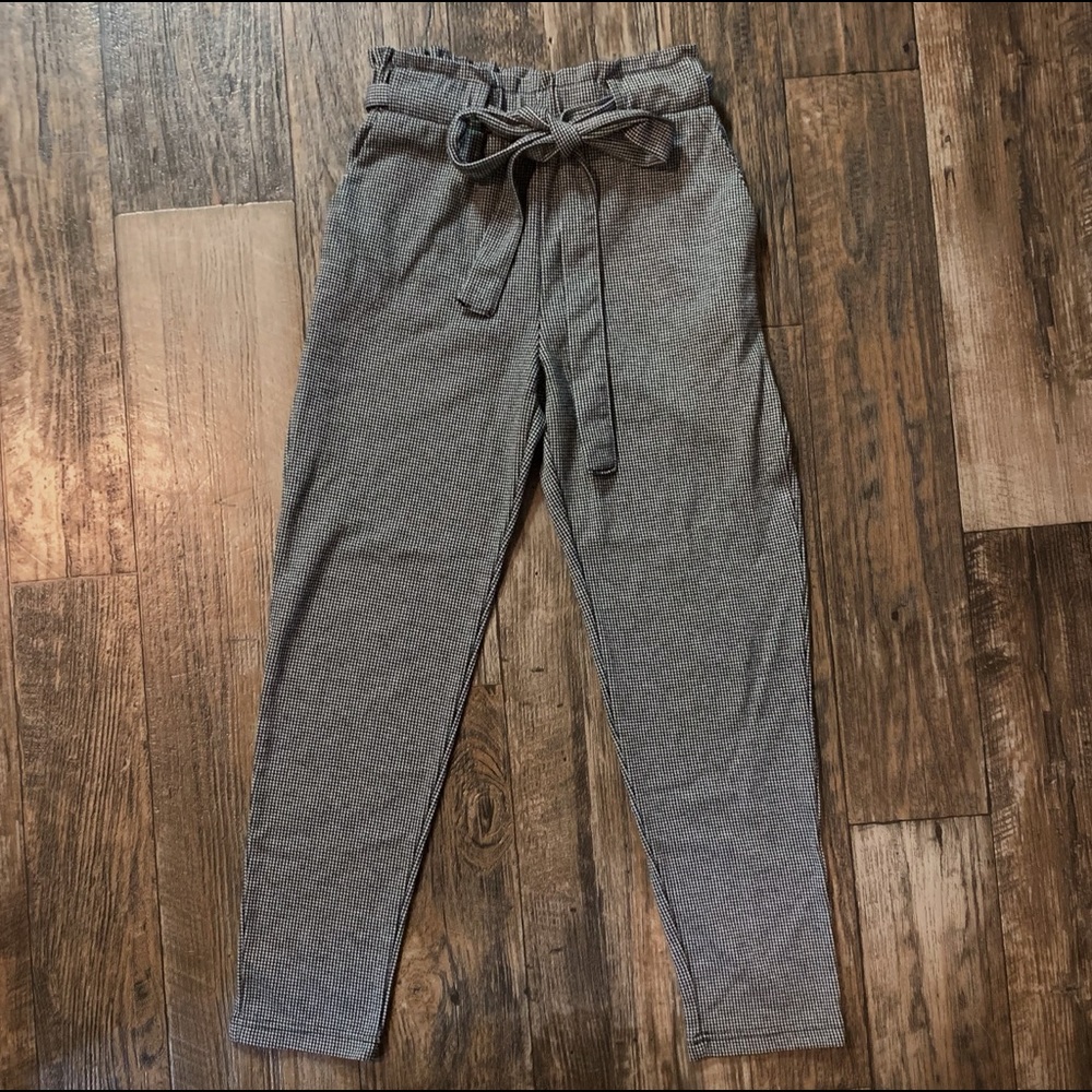 Paper bag waist pants